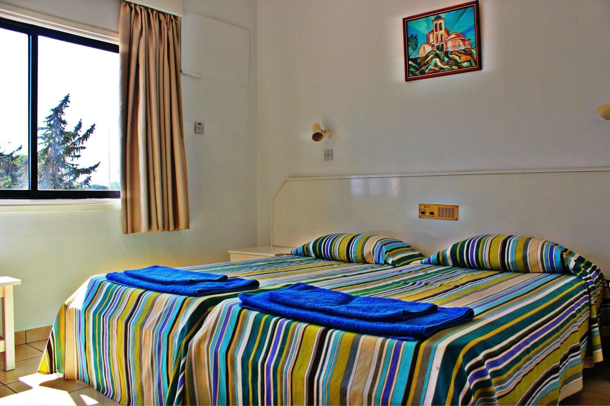 Konnos Bay Hotel Apartments Протарас Экстерьер фото