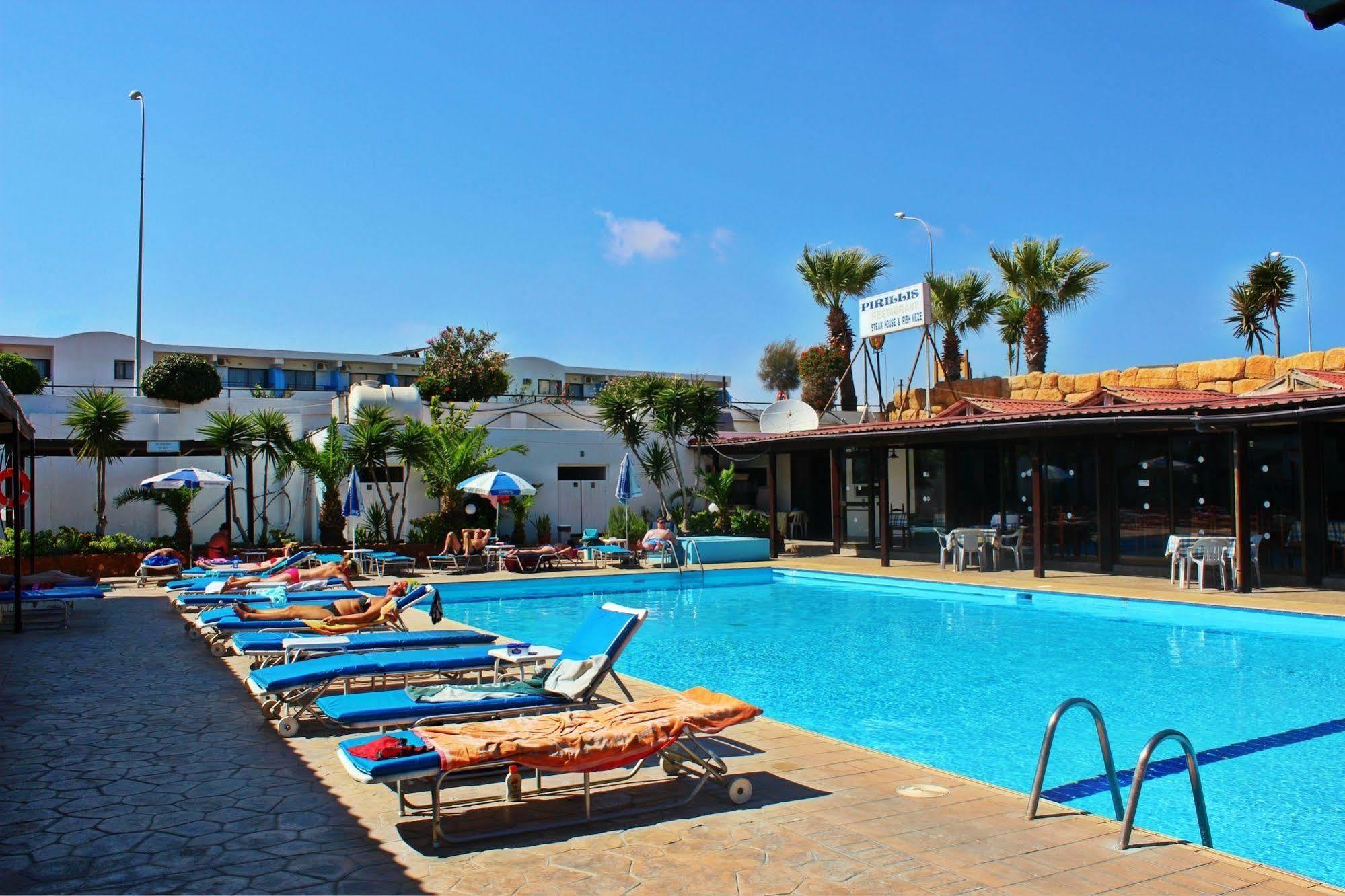 Konnos Bay Hotel Apartments Протарас Экстерьер фото