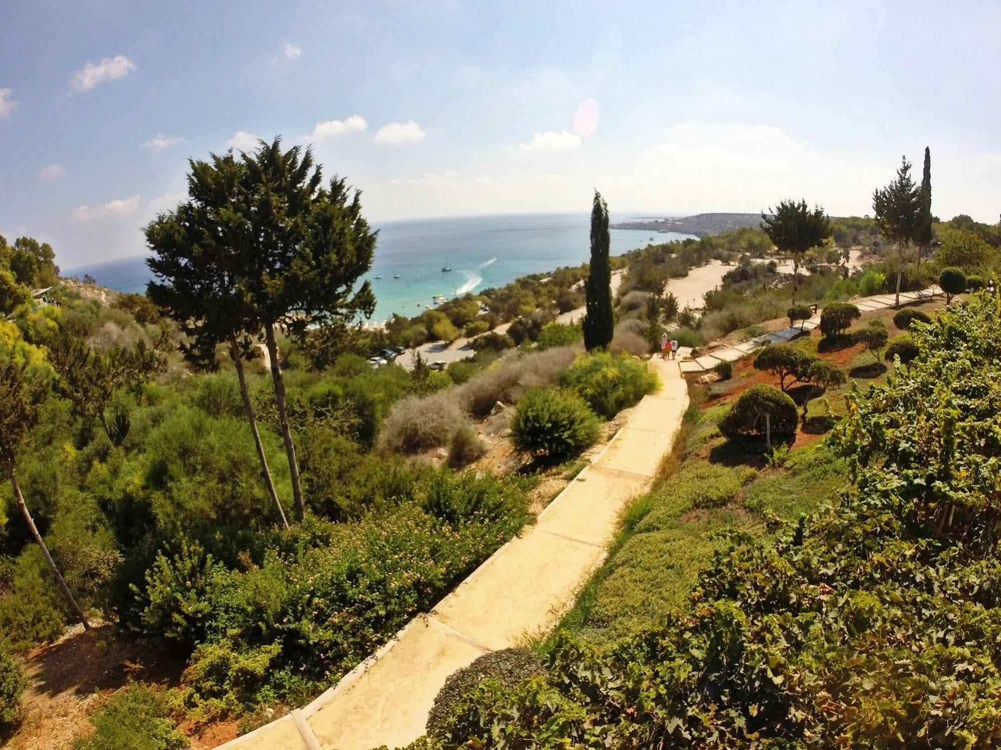 Konnos Bay Hotel Apartments Протарас Экстерьер фото