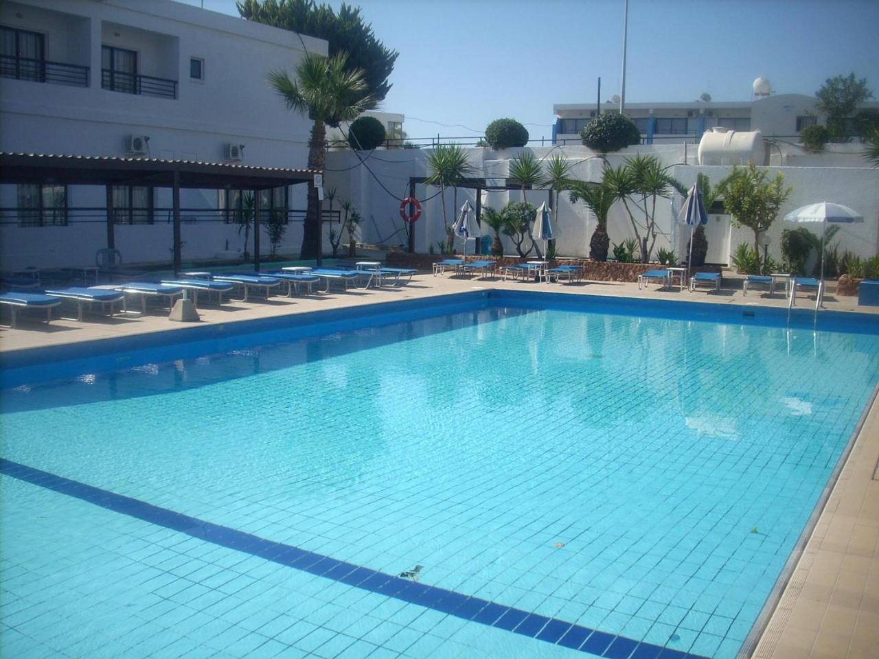 Konnos Bay Hotel Apartments Протарас Экстерьер фото