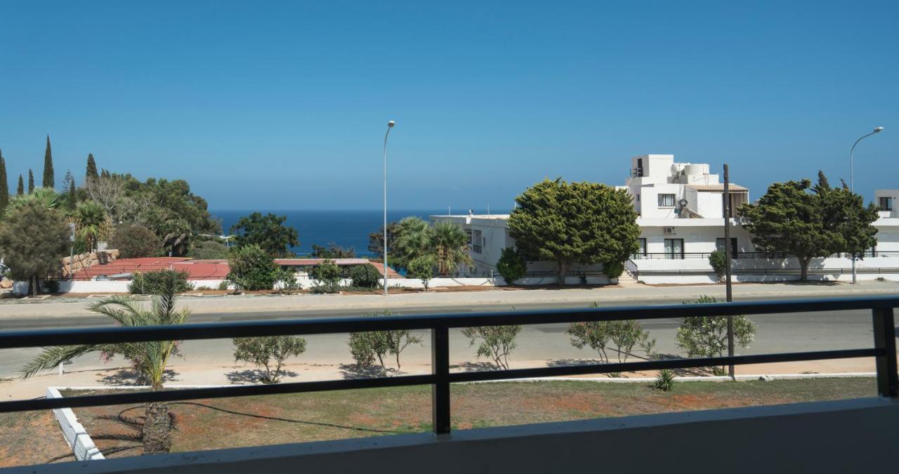 Konnos Bay Hotel Apartments Протарас Экстерьер фото